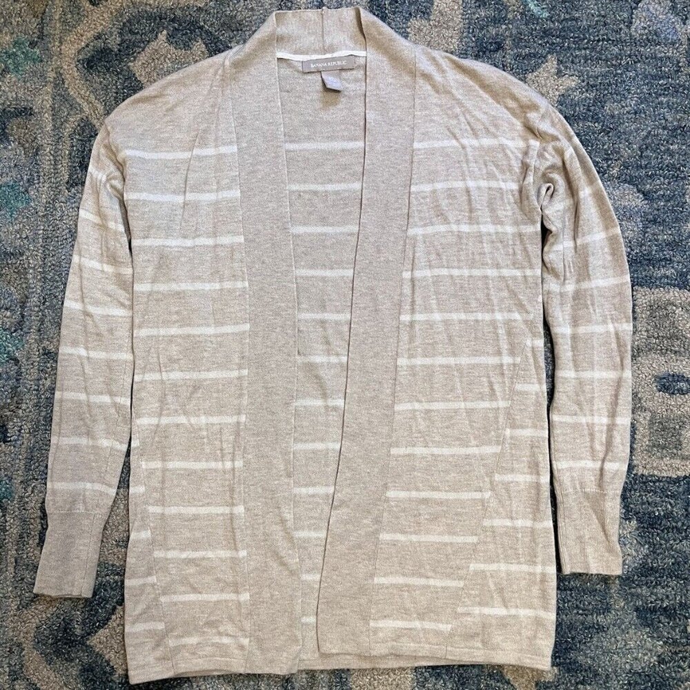 Banana Republic Women’s Merino Wool Blend Pebble Beige Sweater Cardigan Size XS